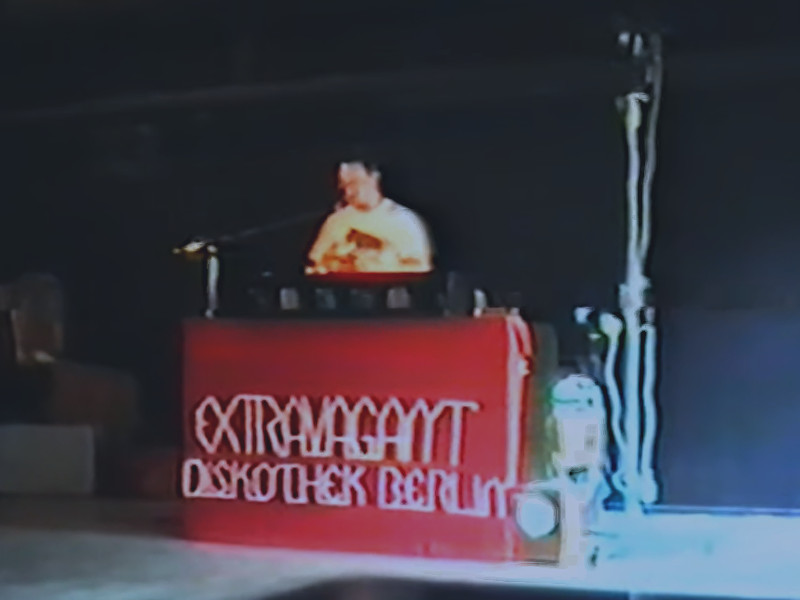 DJ EXTRAVAGANT 1990 im Live Club in Berlin